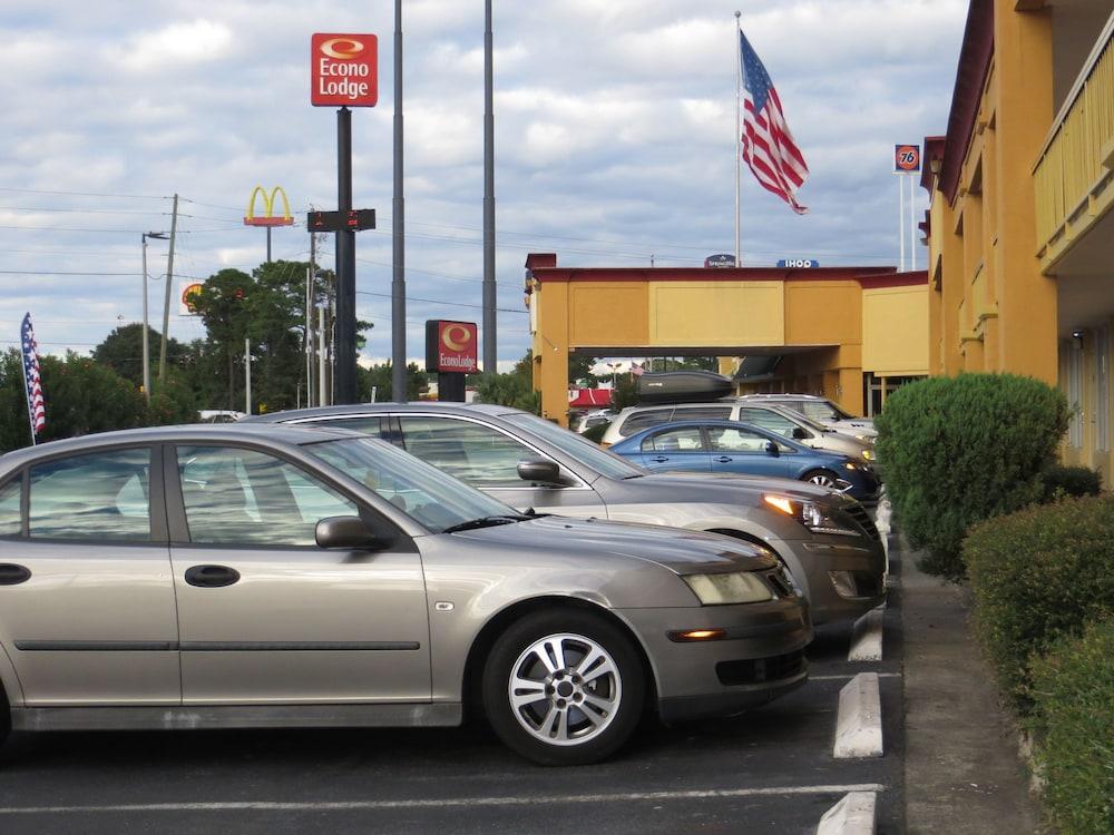 Econo Lodge Choice Hotels I 95 Savannah Gateway 24 Hour Fitness Center On Site Guest Laundry On Site Perkins Restaurant Georgetown ภายนอก รูปภาพ