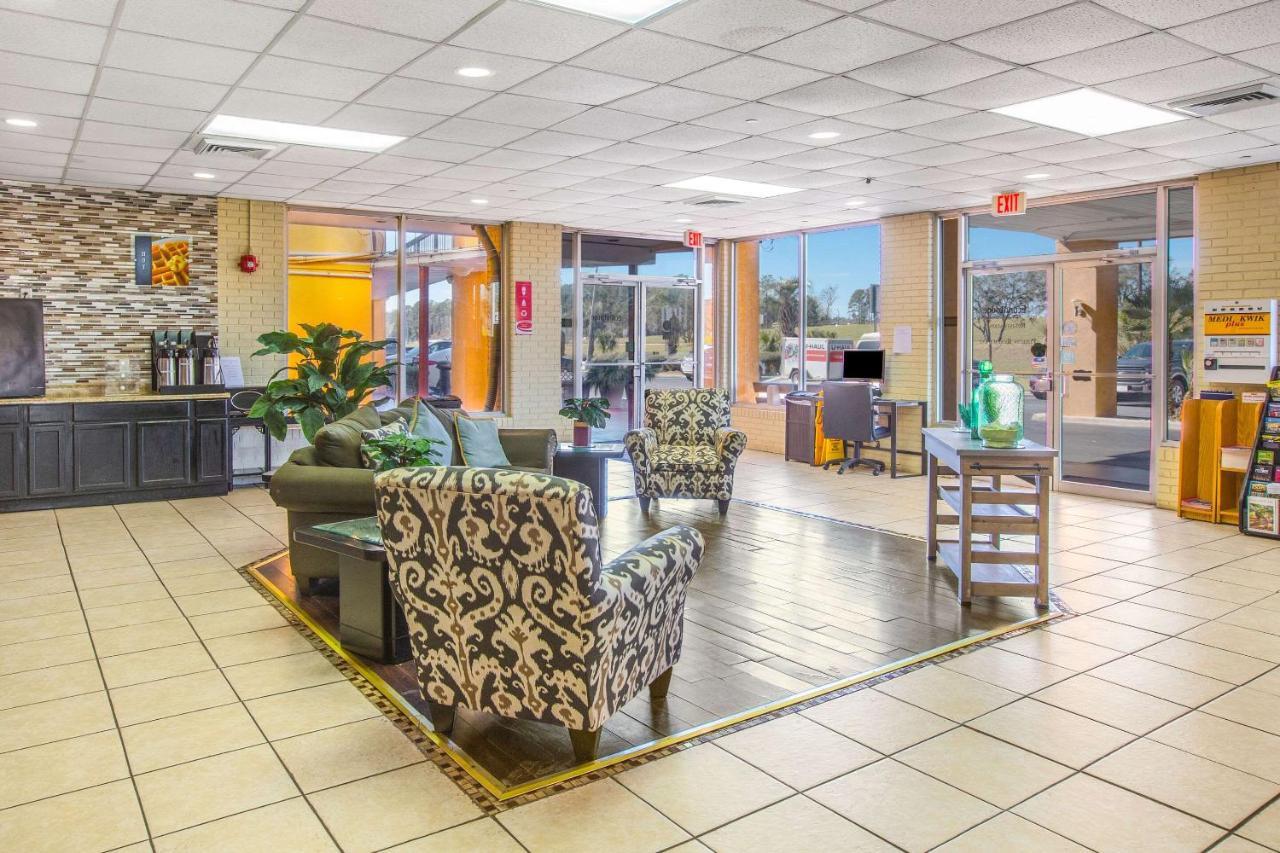 Econo Lodge Choice Hotels I 95 Savannah Gateway 24 Hour Fitness Center On Site Guest Laundry On Site Perkins Restaurant Georgetown ภายนอก รูปภาพ
