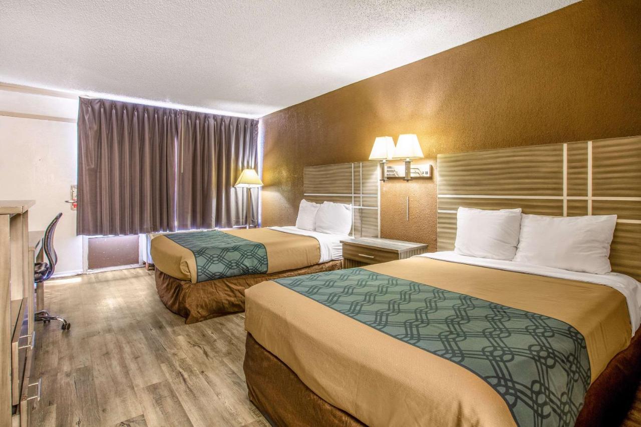 Econo Lodge Choice Hotels I 95 Savannah Gateway 24 Hour Fitness Center On Site Guest Laundry On Site Perkins Restaurant Georgetown ภายนอก รูปภาพ