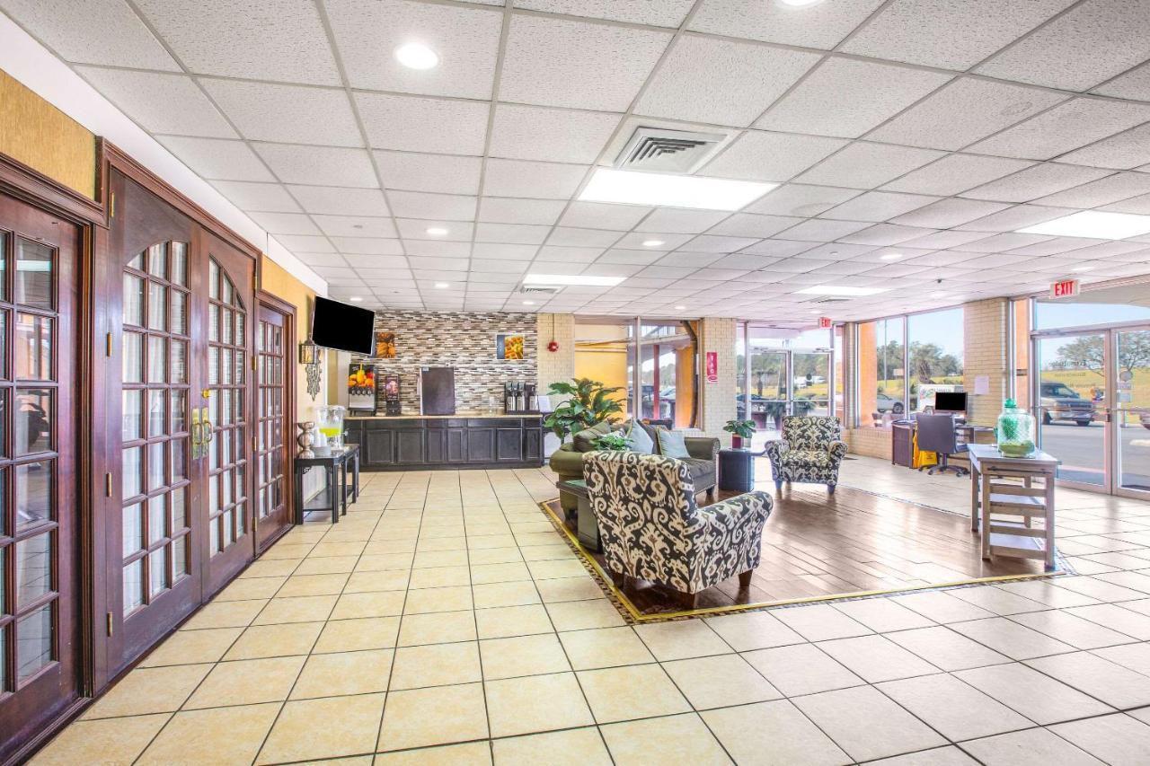 Econo Lodge Choice Hotels I 95 Savannah Gateway 24 Hour Fitness Center On Site Guest Laundry On Site Perkins Restaurant Georgetown ภายนอก รูปภาพ