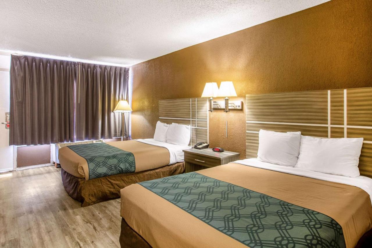 Econo Lodge Choice Hotels I 95 Savannah Gateway 24 Hour Fitness Center On Site Guest Laundry On Site Perkins Restaurant Georgetown ภายนอก รูปภาพ