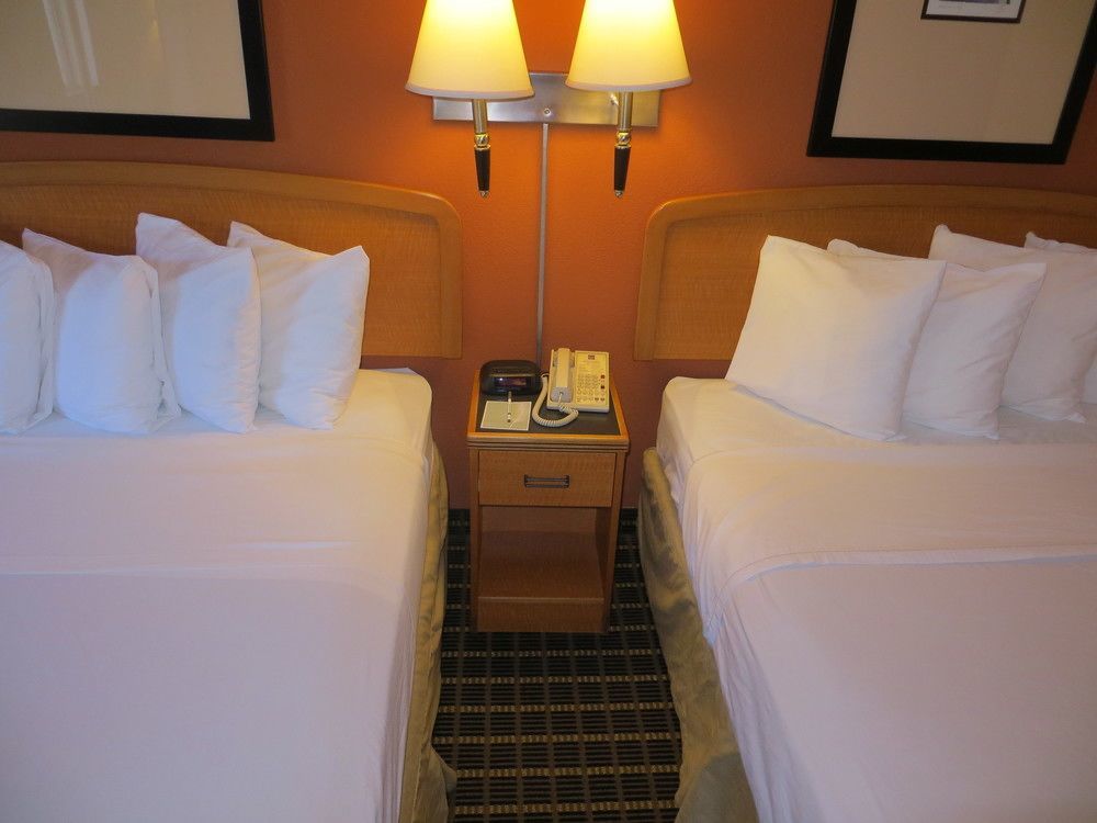 Econo Lodge Choice Hotels I 95 Savannah Gateway 24 Hour Fitness Center On Site Guest Laundry On Site Perkins Restaurant Georgetown ภายนอก รูปภาพ