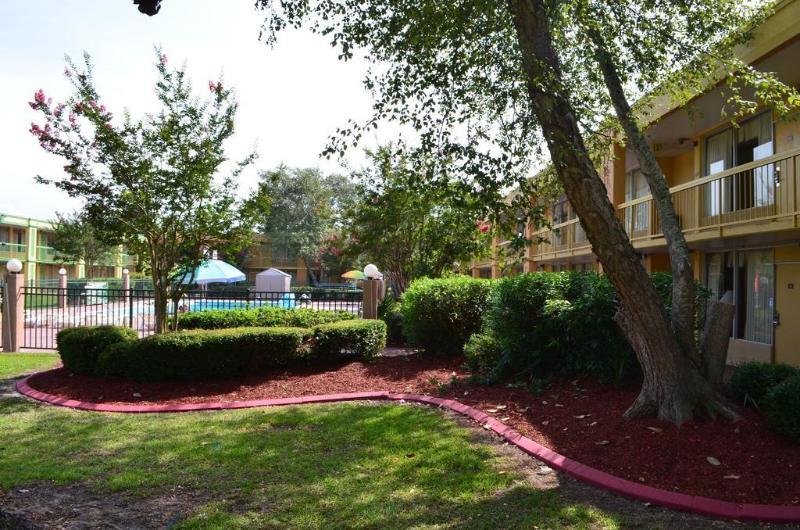 Econo Lodge Choice Hotels I 95 Savannah Gateway 24 Hour Fitness Center On Site Guest Laundry On Site Perkins Restaurant Georgetown ภายนอก รูปภาพ